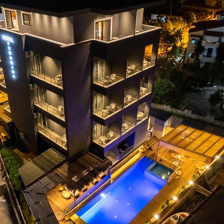 Hotel Piramida Ксамил Екстериор снимка